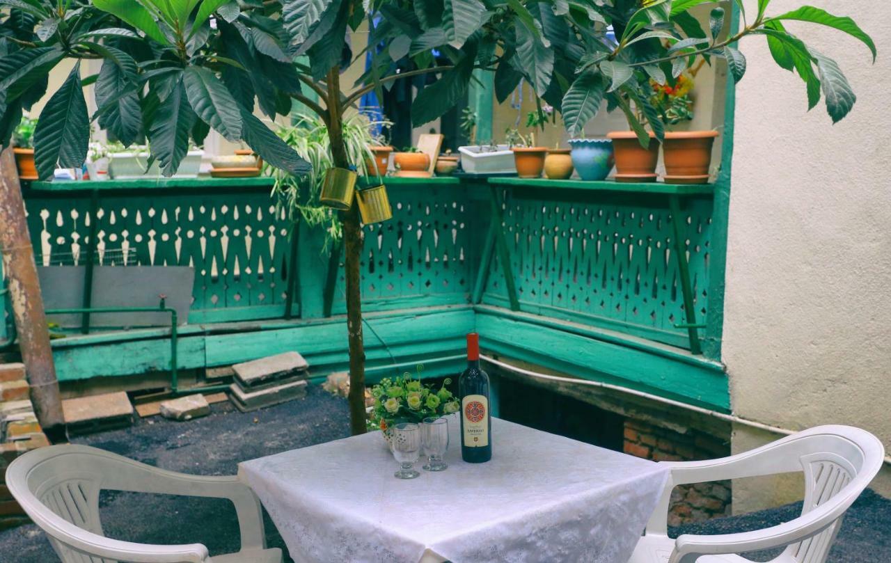 Apartment On Freedom Square Diuma Street تبليسي المظهر الخارجي الصورة