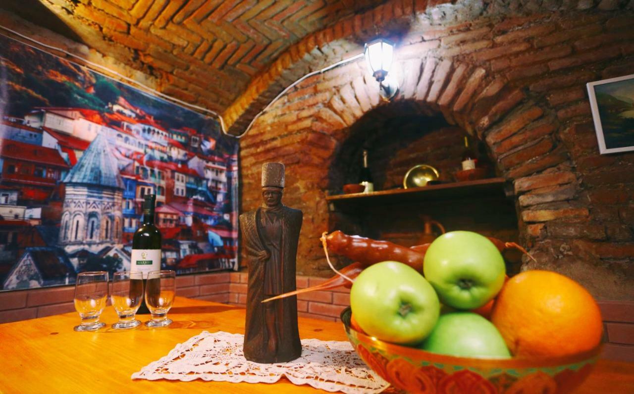 Apartment On Freedom Square Diuma Street تبليسي المظهر الخارجي الصورة